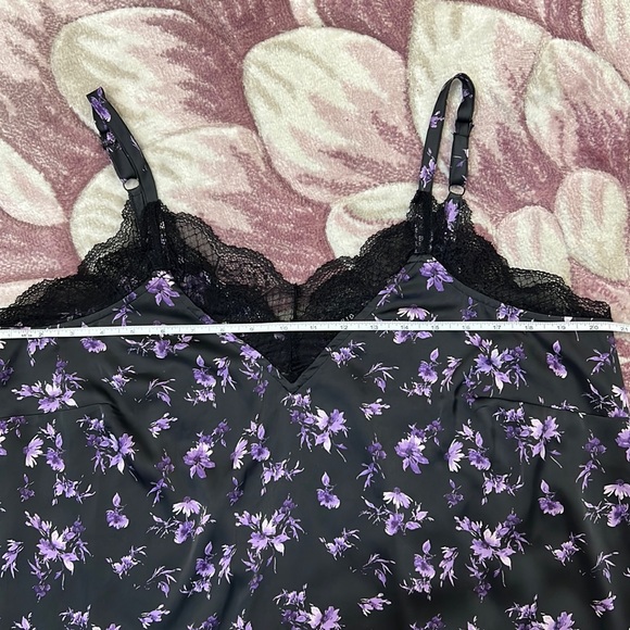 Torrid Floral Satin Lace Trim Cami Size 00 - Picture 7 of 11
